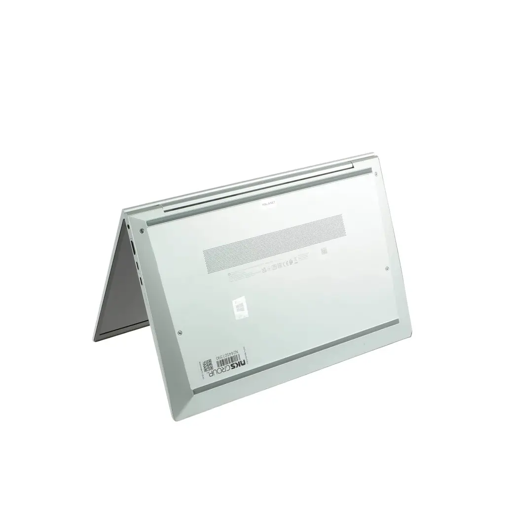 N244501590_1 (8).webp